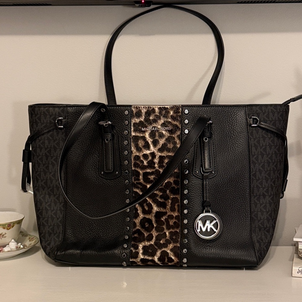 Michael Kors Black and Animal Print Tote